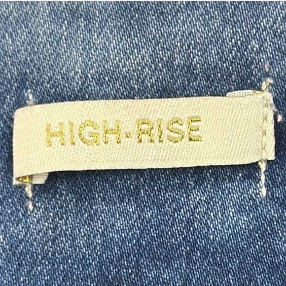 Nicki Minaj High Rise Light Wash Side Zipper Denim Shorts - Picture 5 of 8